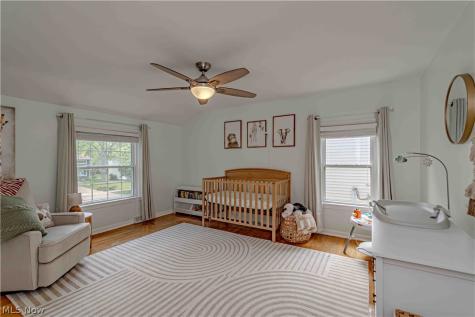 4933 Fairlawn Road Lyndhurst OH 44124