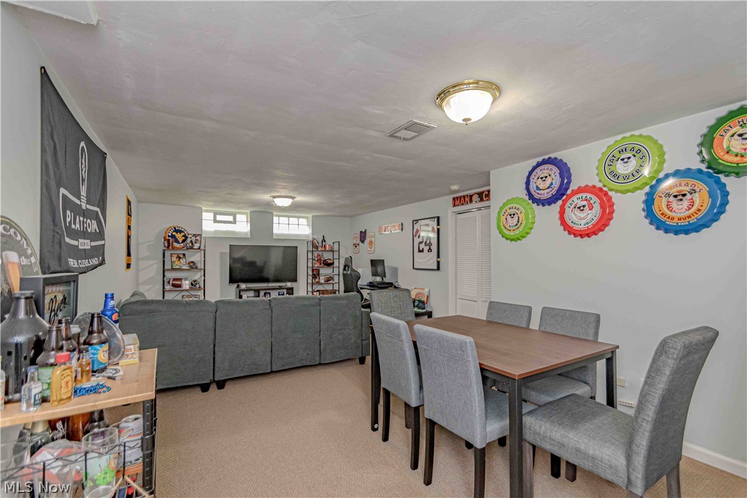 4933 Fairlawn Road Lyndhurst OH 44124