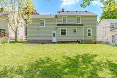 4933 Fairlawn Road Lyndhurst OH 44124