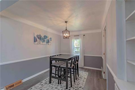 4933 Fairlawn Road Lyndhurst OH 44124