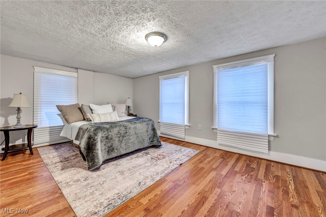 960 Whittier Avenue Akron OH 44320