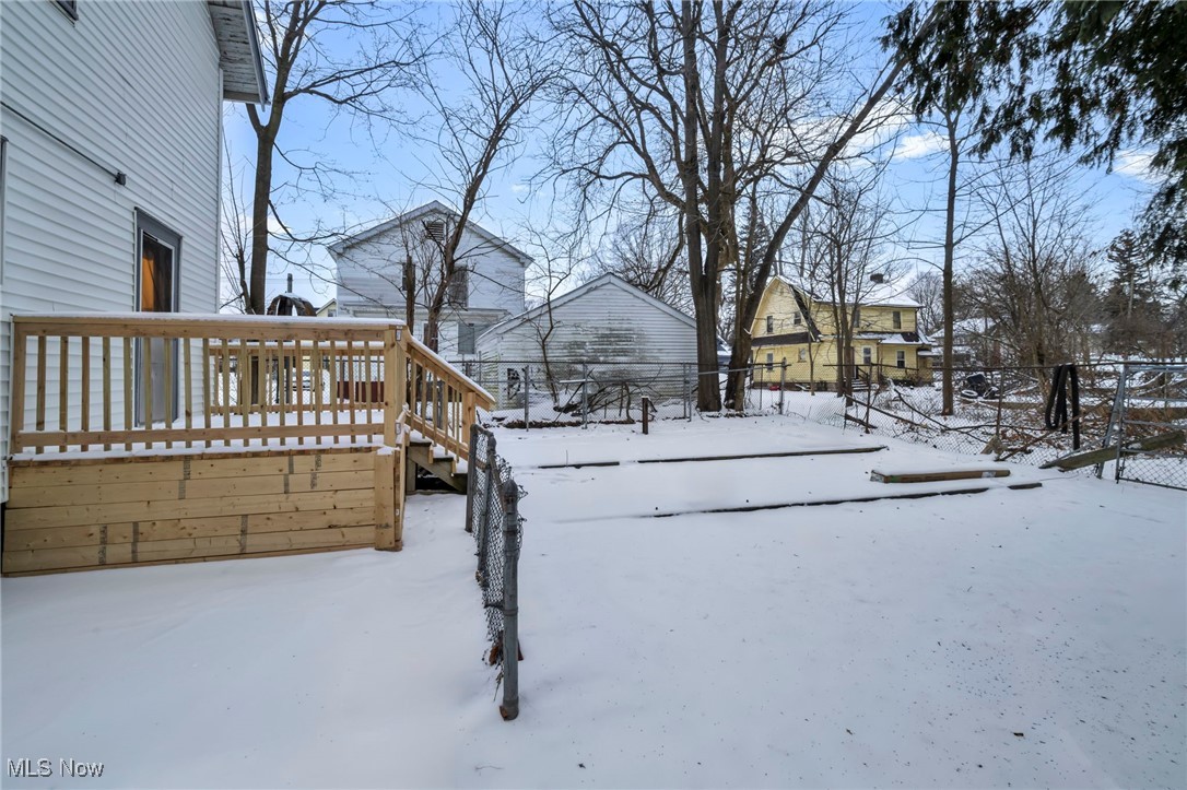 960 Whittier Avenue Akron OH 44320