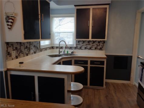 2506 Torrington Avenue Parma OH 44134