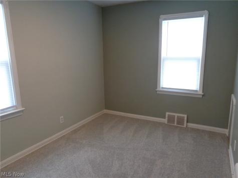 2506 Torrington Avenue Parma OH 44134