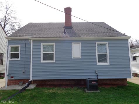 2506 Torrington Avenue Parma OH 44134