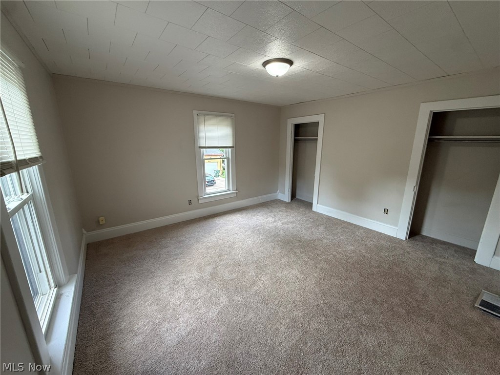 520 E 4th Street Dover OH 44622