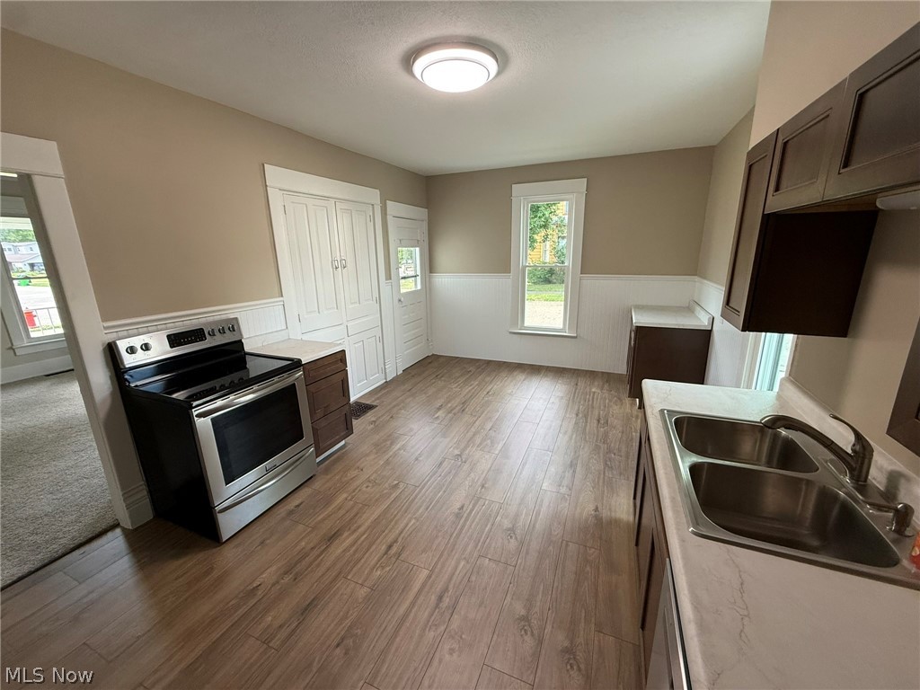 520 E 4th Street Dover OH 44622