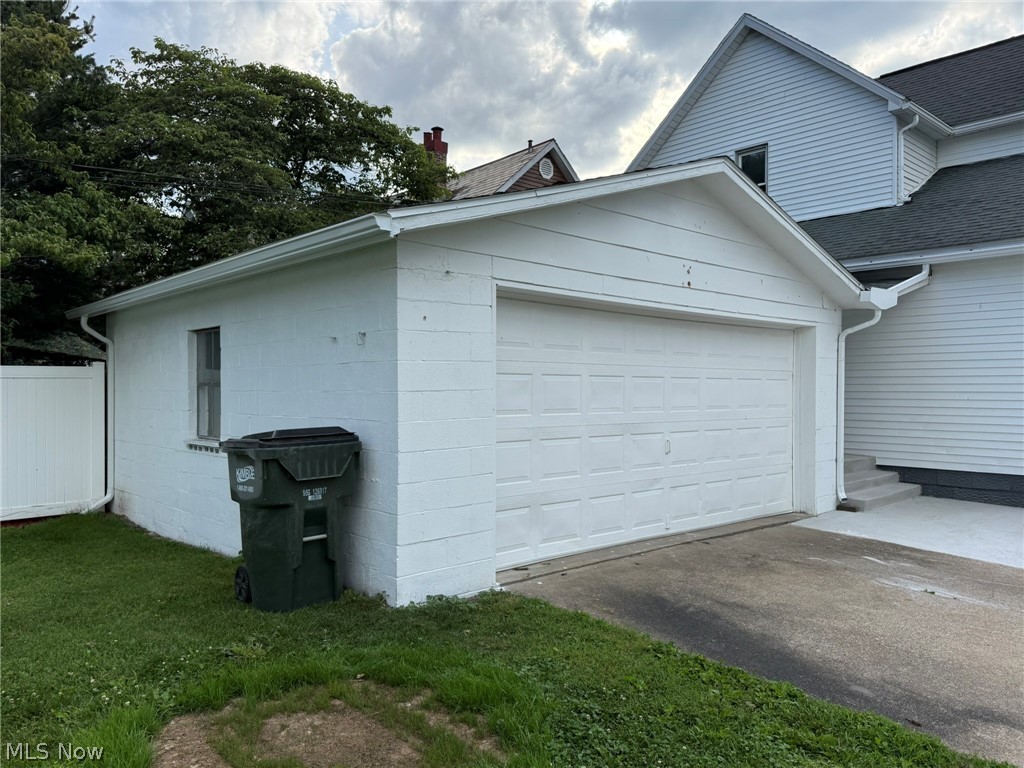 520 E 4th Street Dover OH 44622