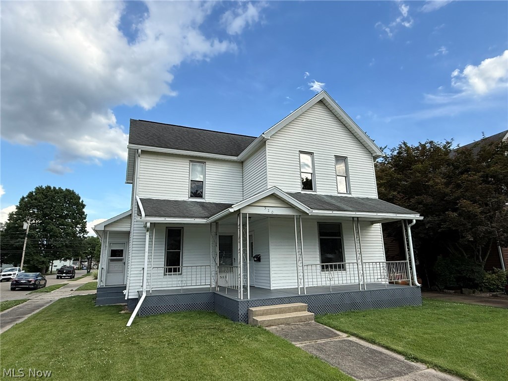 520 E 4th Street Dover OH 44622