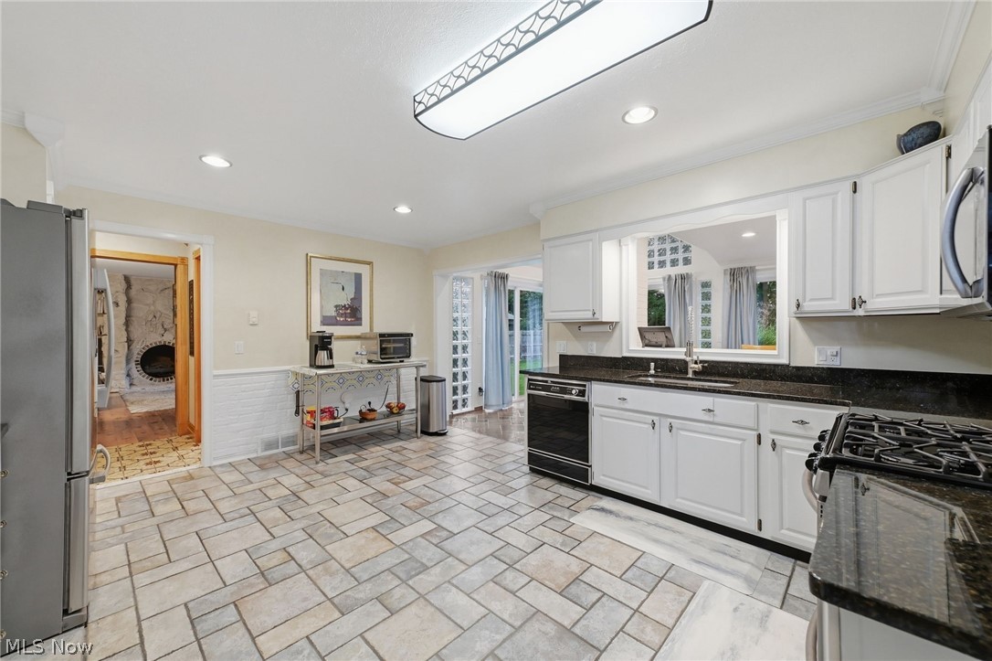 36490 Giles Road Grafton OH 44044