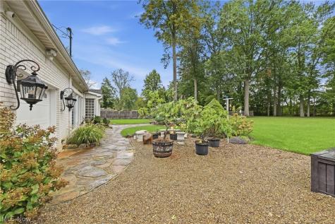 36490 Giles Road Grafton OH 44044