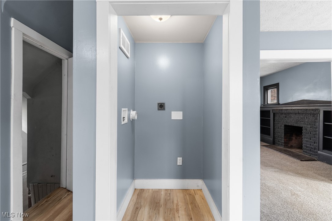 594 Columbia Avenue Akron OH 44310