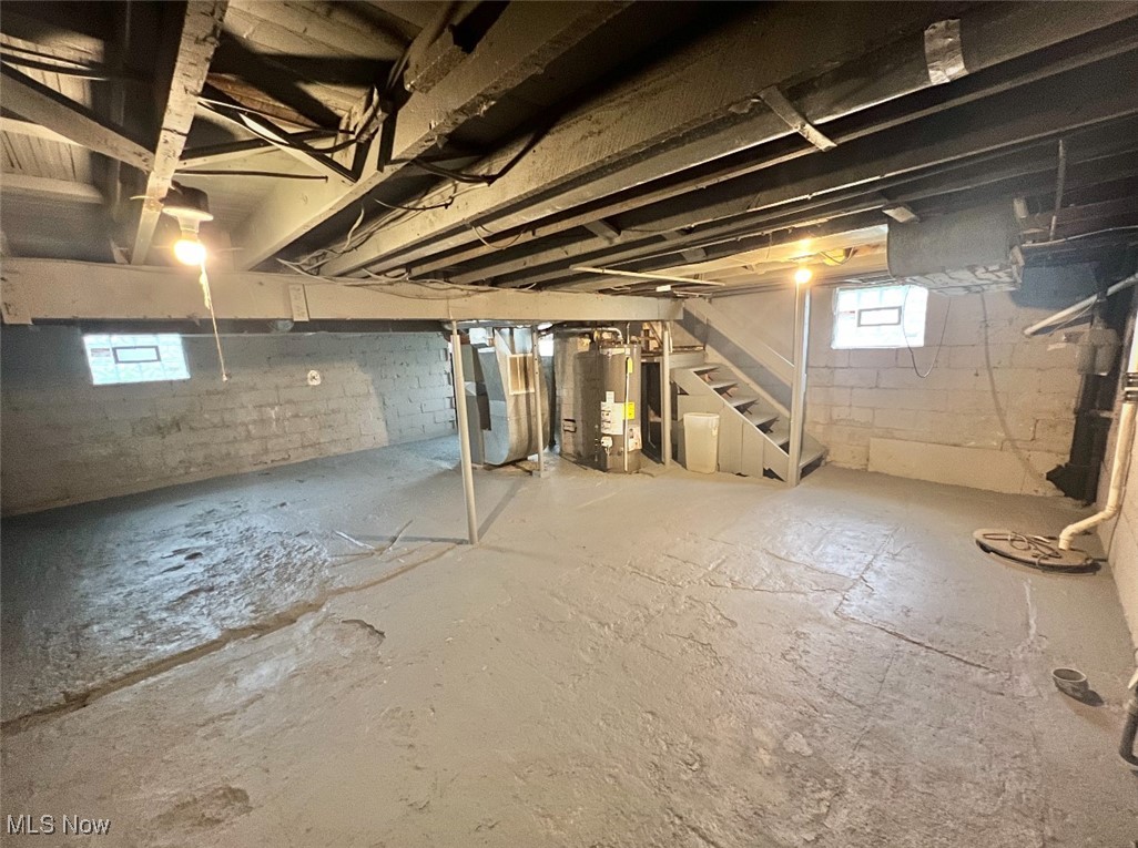 594 Columbia Avenue Akron OH 44310