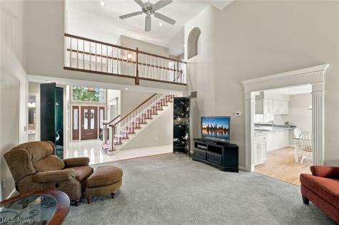 517 Rockwood Court Avon Lake OH 44012
