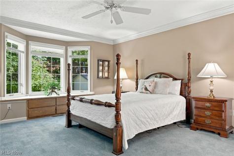 517 Rockwood Court Avon Lake OH 44012