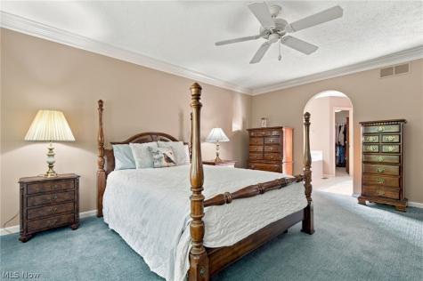 517 Rockwood Court Avon Lake OH 44012