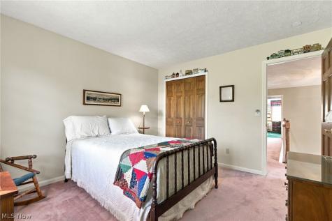 517 Rockwood Court Avon Lake OH 44012