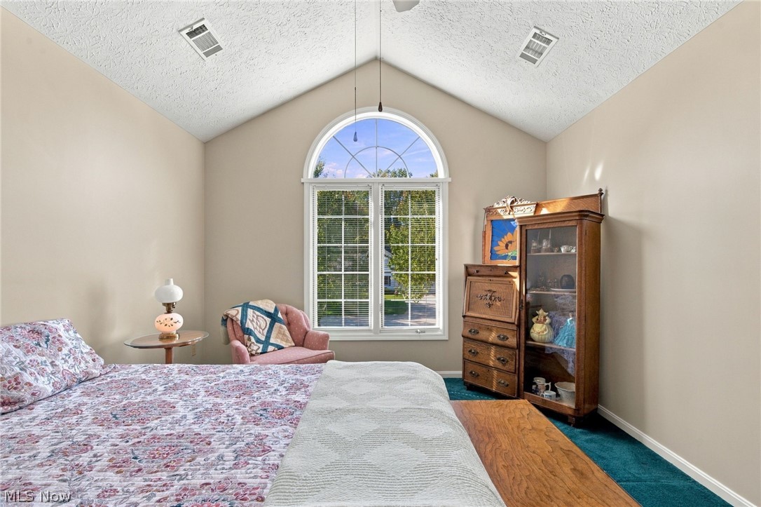 517 Rockwood Court Avon Lake OH 44012