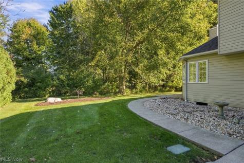 517 Rockwood Court Avon Lake OH 44012