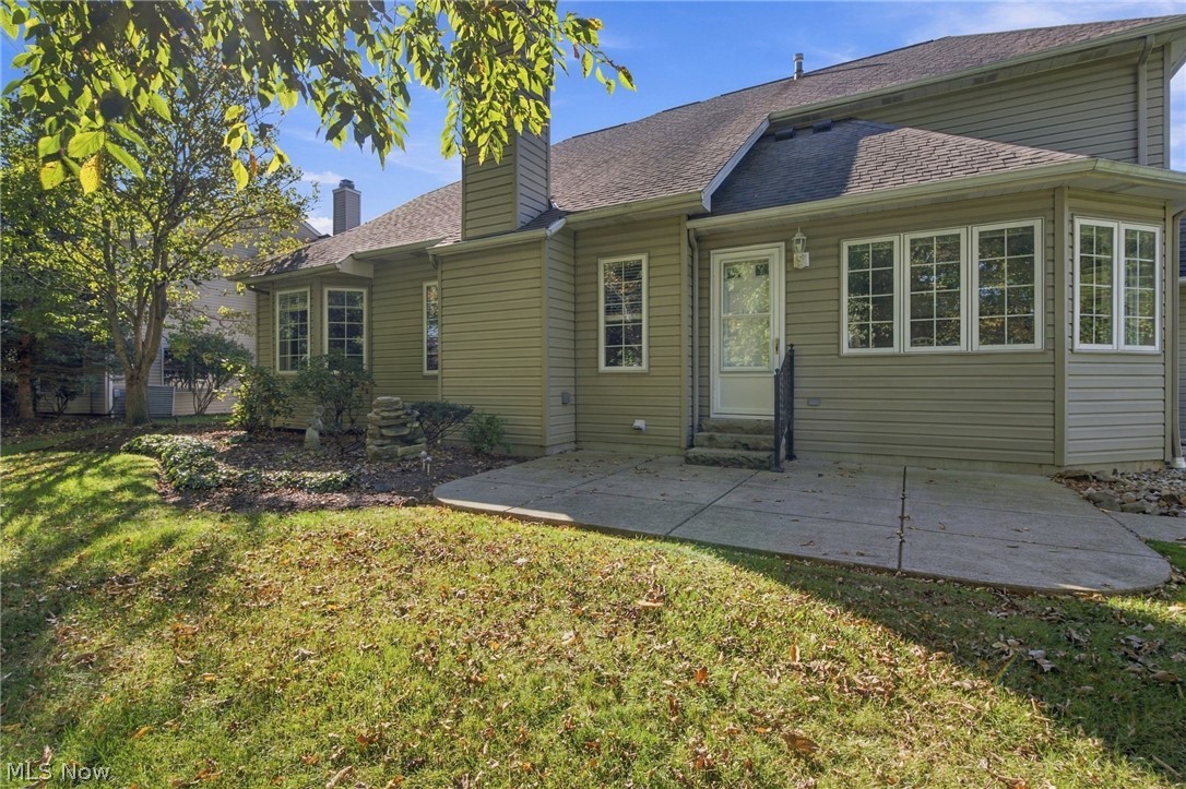 517 Rockwood Court Avon Lake OH 44012