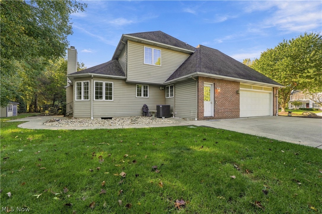 517 Rockwood Court Avon Lake OH 44012