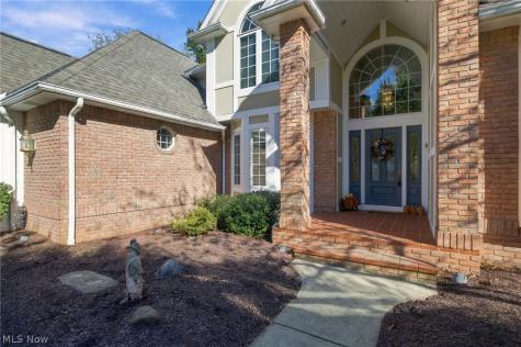 517 Rockwood Court Avon Lake OH 44012