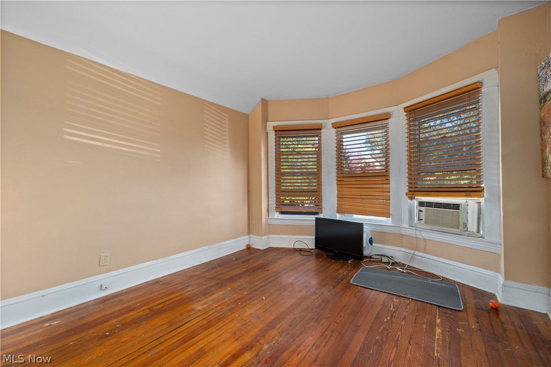 1288 W 108th Street Cleveland OH 44102