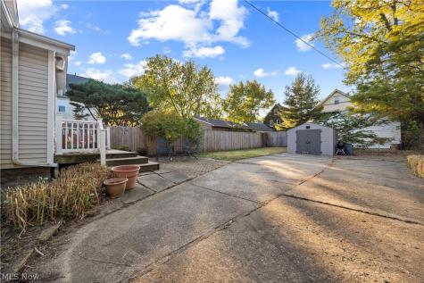 1288 W 108th Street Cleveland OH 44102