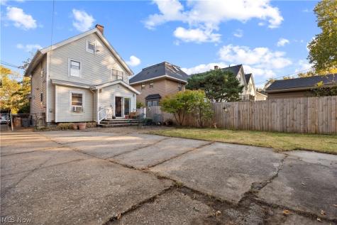 1288 W 108th Street Cleveland OH 44102