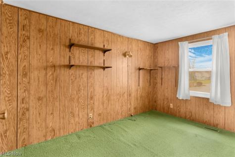 1077 S Diamond Street Ravenna OH 44266