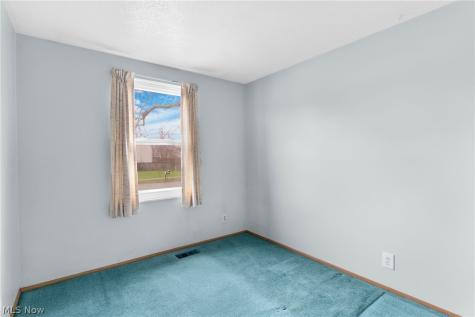 1077 S Diamond Street Ravenna OH 44266