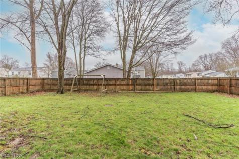 1077 S Diamond Street Ravenna OH 44266