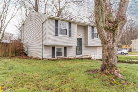 1077 S Diamond Street Ravenna OH 44266
