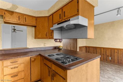 1077 S Diamond Street Ravenna OH 44266