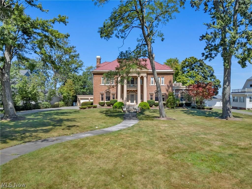 2919 E Erie Avenue Lorain OH 44052