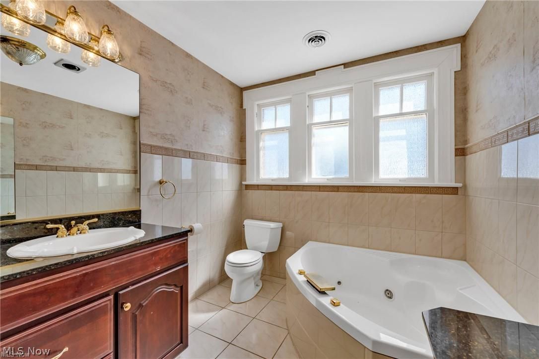 2919 E Erie Avenue Lorain OH 44052