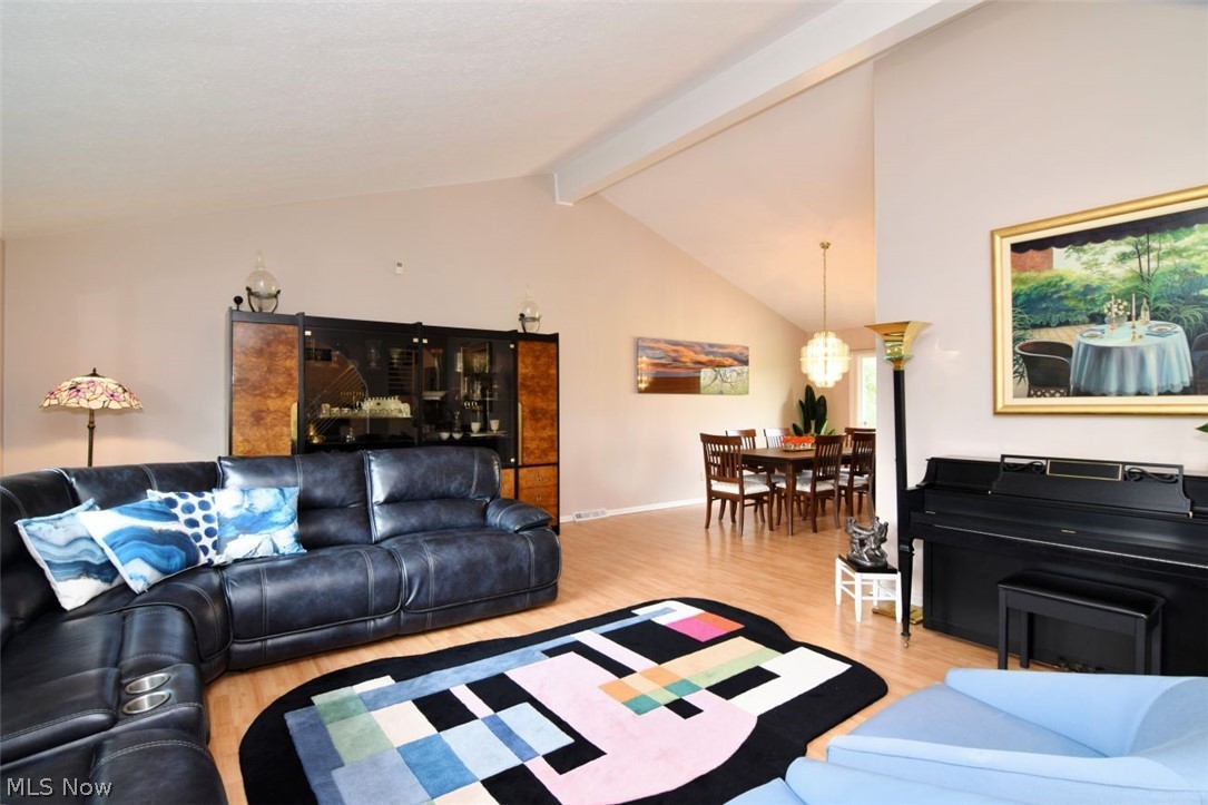 26025 Shaker Boulevard Beachwood OH 44122