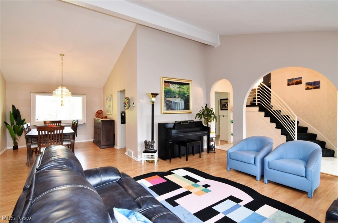 26025 Shaker Boulevard Beachwood OH 44122