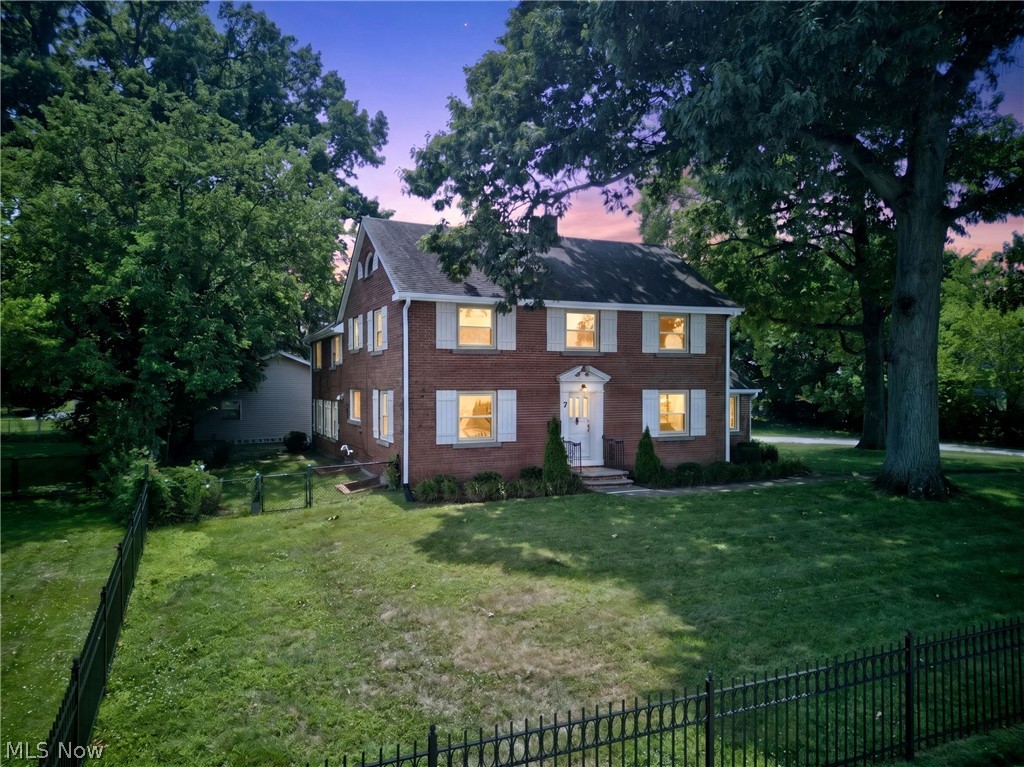 7 Coveland Drive Avon Lake OH 44012