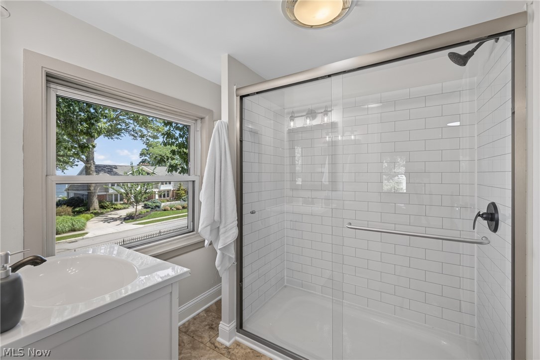 7 Coveland Drive Avon Lake OH 44012