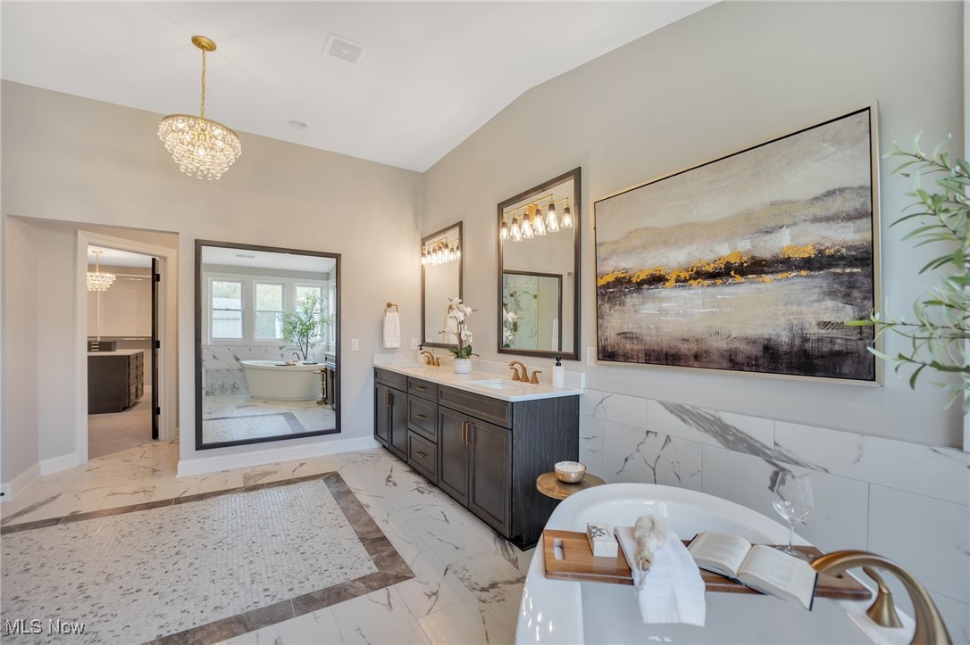 21015 Park Ridge Crossing Strongsville OH 44149