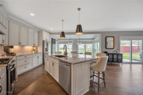 21015 Park Ridge Crossing Strongsville OH 44149