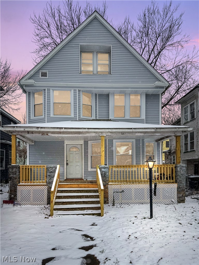 10708 Grantwood Avenue Cleveland OH 44108