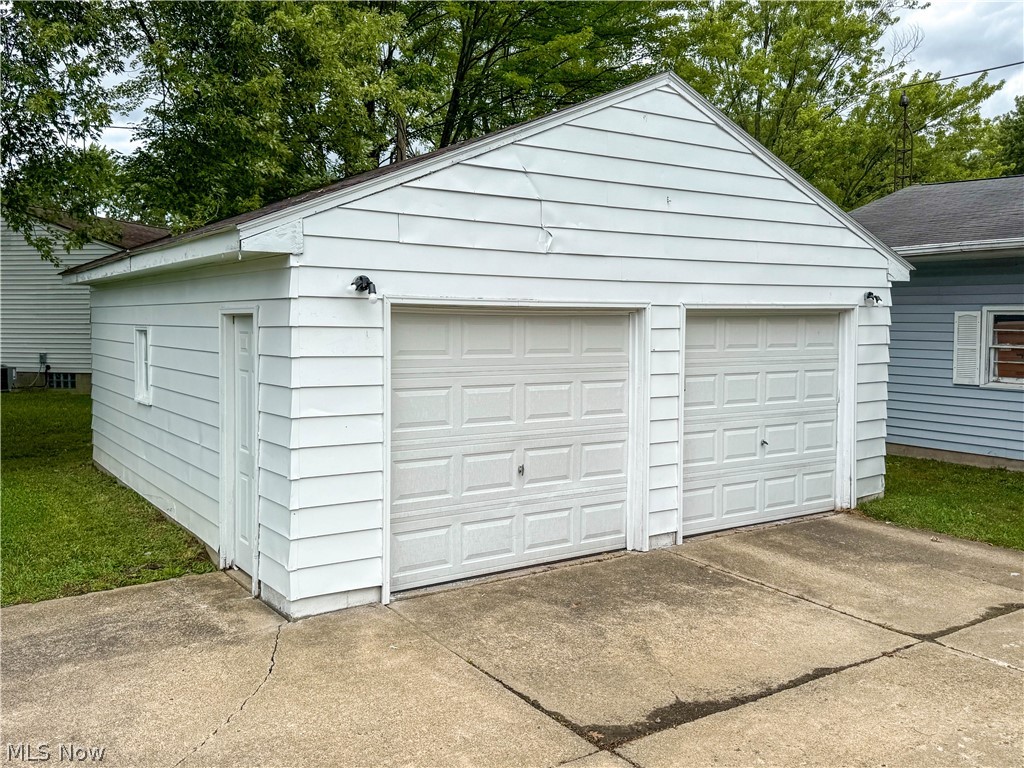 2824 Linda Drive Warren OH 44485