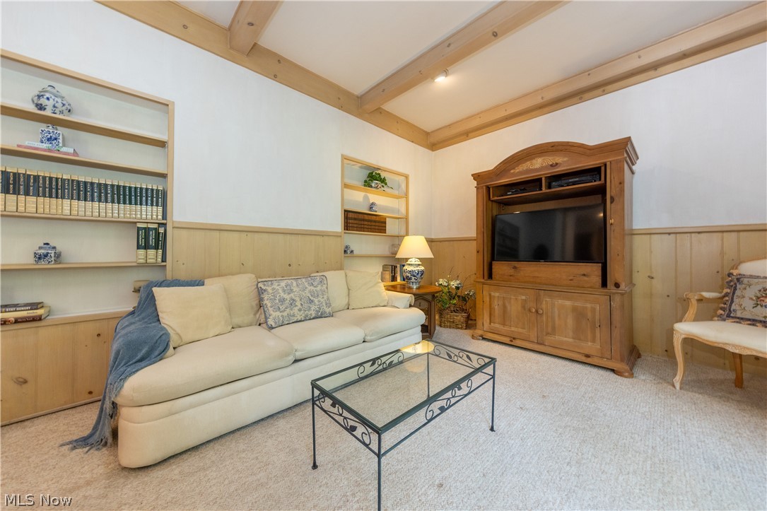 1750 Kenton Circle Lyndhurst OH 44124