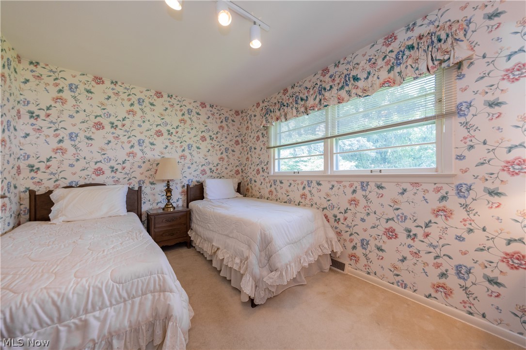 1750 Kenton Circle Lyndhurst OH 44124