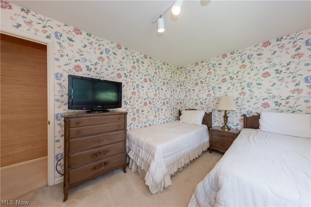 1750 Kenton Circle Lyndhurst OH 44124