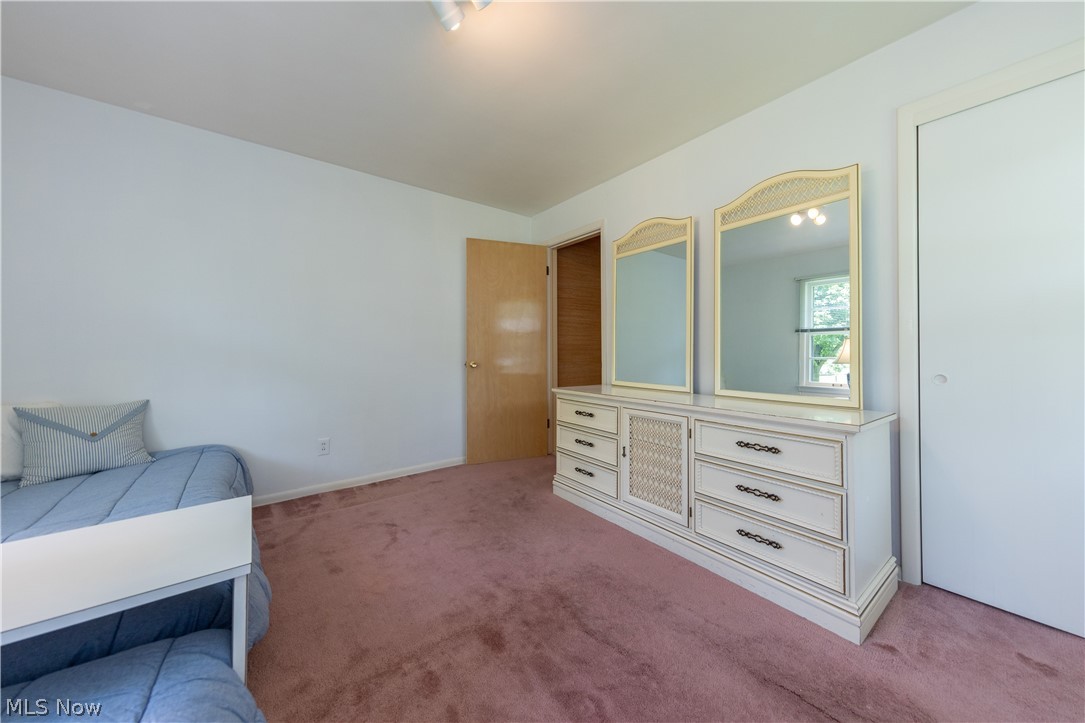 1750 Kenton Circle Lyndhurst OH 44124