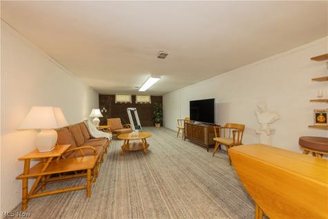 1750 Kenton Circle Lyndhurst OH 44124