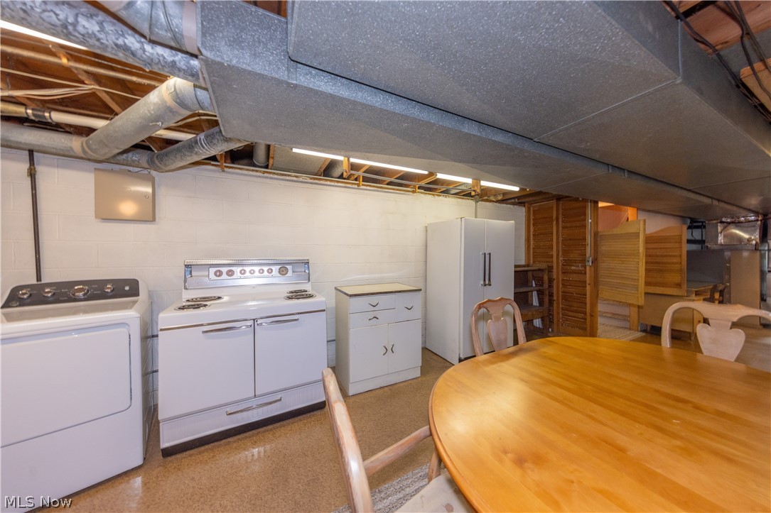 1750 Kenton Circle Lyndhurst OH 44124